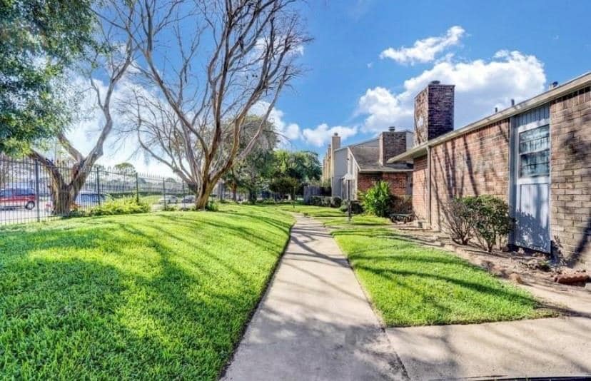 9550 Deering Dr Unit 210, Houston, TX 77036 Condo for Rent in Houston