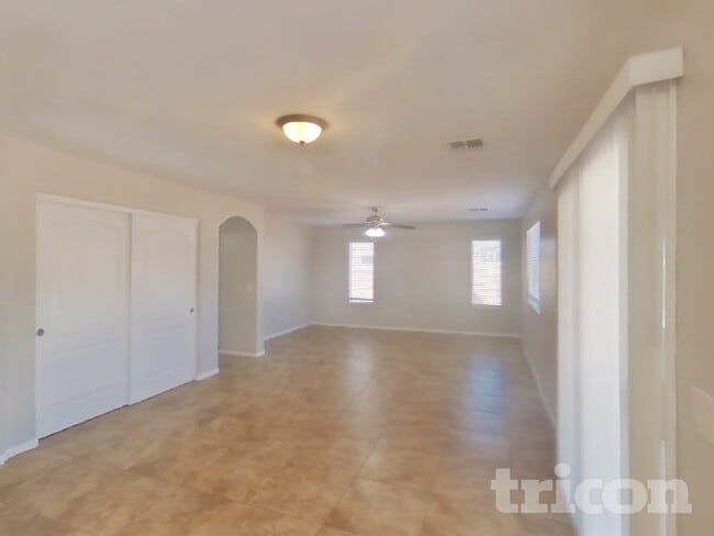 Foto del edificio - 21201 N Conlon Rd