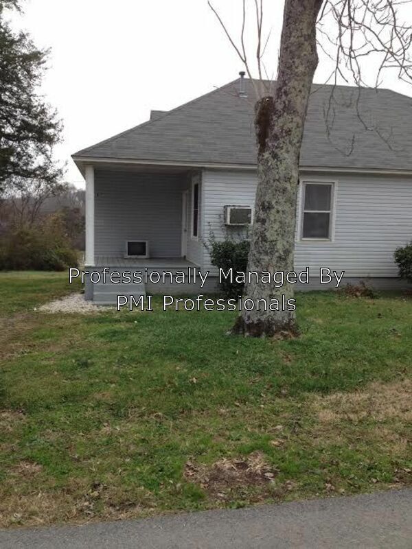 Foto principal - 181 Cedar Grove Rd