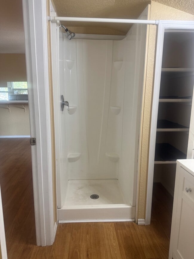 Building Photo - 196 13th St