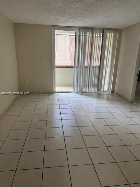 Foto del edificio - 10000 NW 80th Ct