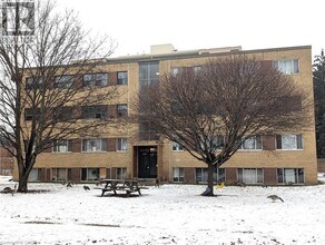 Building Photo - 2049 Prospect St