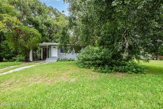 Building Photo - 4523 Trenton Dr S