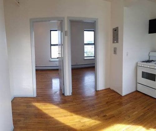 Primary Photo - 375 Pleasant Ave