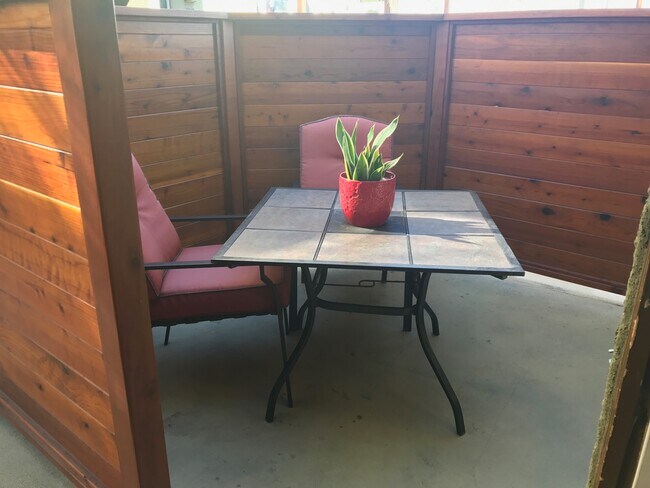 inside patio - 5706 Fair Ave