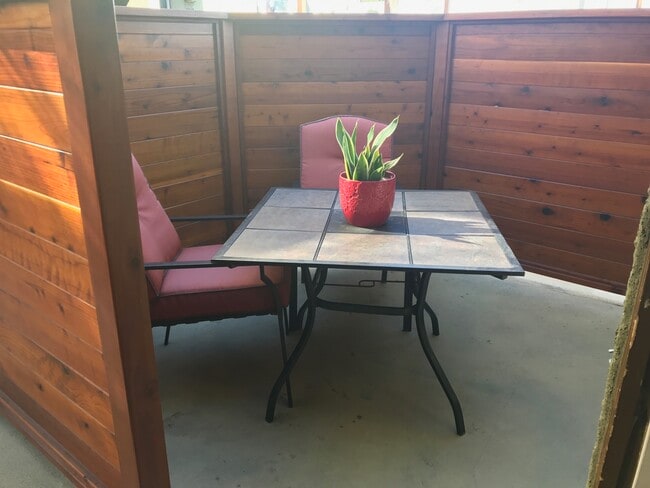 inside patio - 5706 Fair Ave