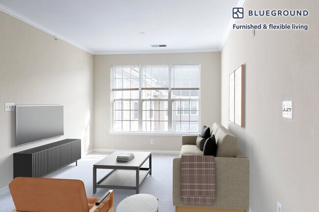 Building Photo - 2350 26th Ct S