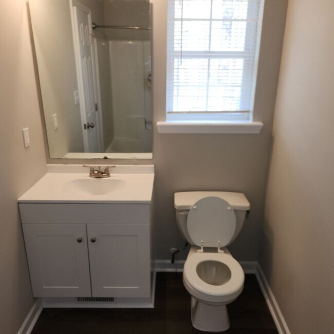 Foto del edificio - 3 Bedroom House for Rent Youngsville