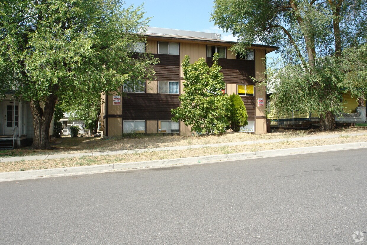 Foto del edificio - 2923 N Hogan St