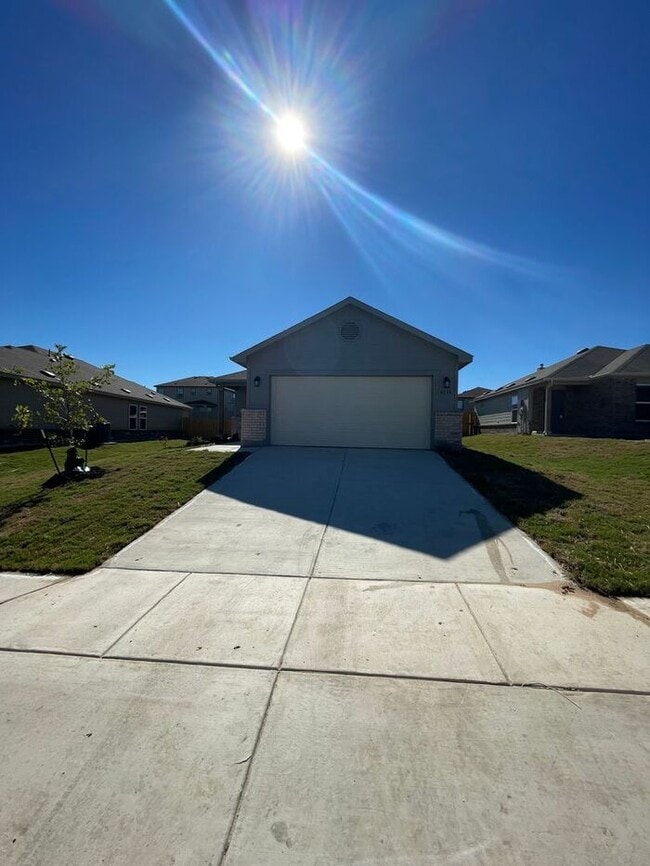 Building Photo - *Home For the Holidays Special* BRAND NEW ...
