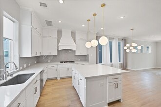 Building Photo - 3508 Bridgewater Oaks Ln