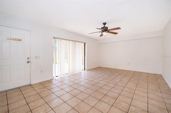 Foto del edificio - 5314 Brook Ct