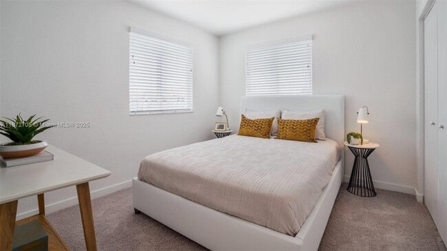 Foto del edificio - 2591 SE 10th St