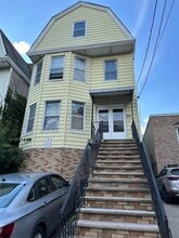 Building Photo - 65 Clifton Pl