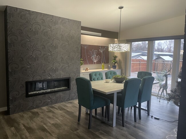 Photo du bâtiment - 3522-3525 25 Ave