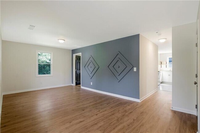 Foto del edificio - 551 Valley Hill Rd SE