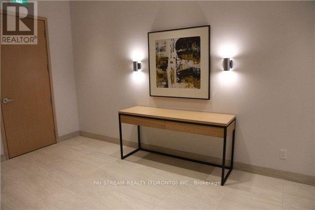 Building Photo - 150 Fairview Mall Dr