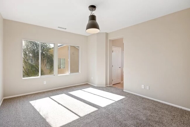 Building Photo - 3450 Lumley Ln