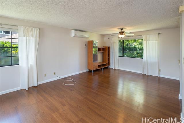 Building Photo - 91-1039-1039 Puhipaka St