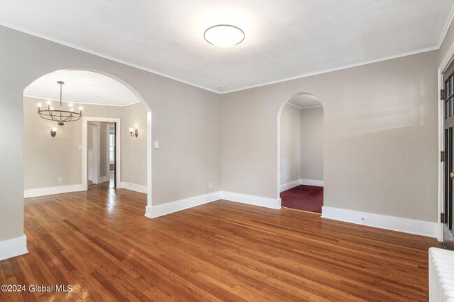 Building Photo - 26 Marwill St