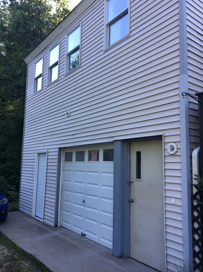 Foto del edificio - 284 Turnpike Rd