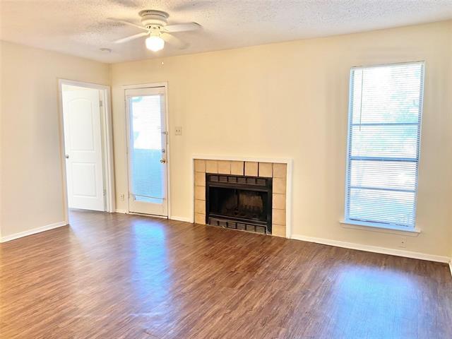 Foto del edificio - 1614 Pecan Chase Cir