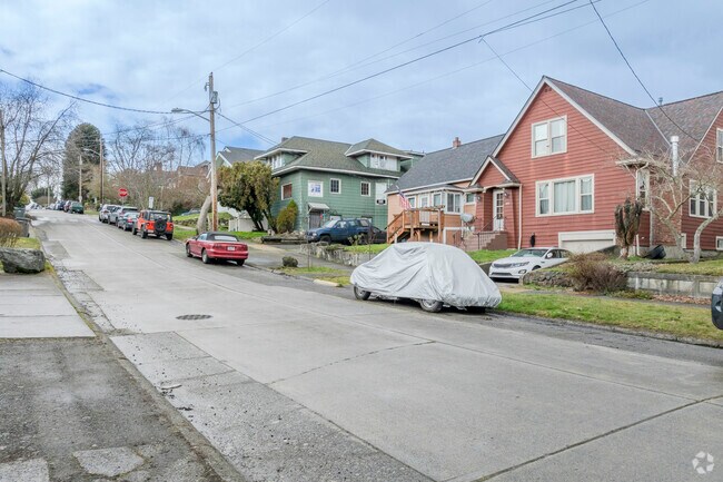 Building Photo - 1226 Gregory Way
