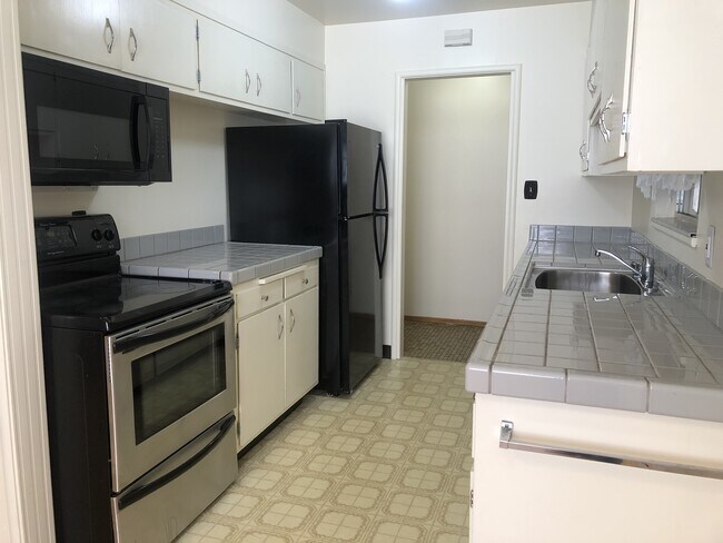 Building Photo - 14322 Antone Ct