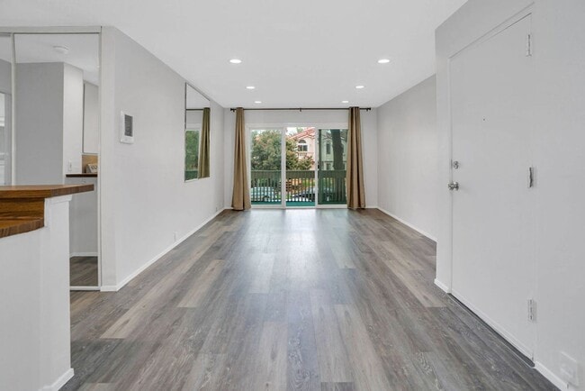 Foto del edificio - 1885 Diamond St