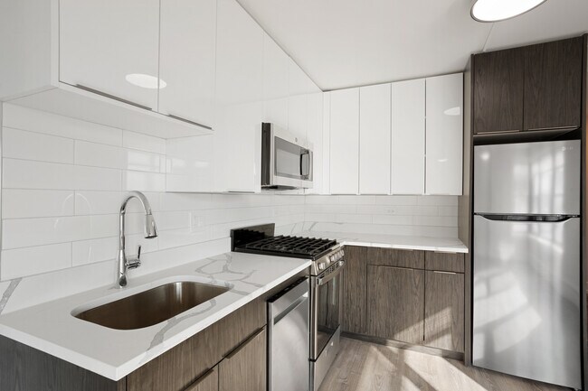 Foto del edificio - 5858 N Sheridan Rd