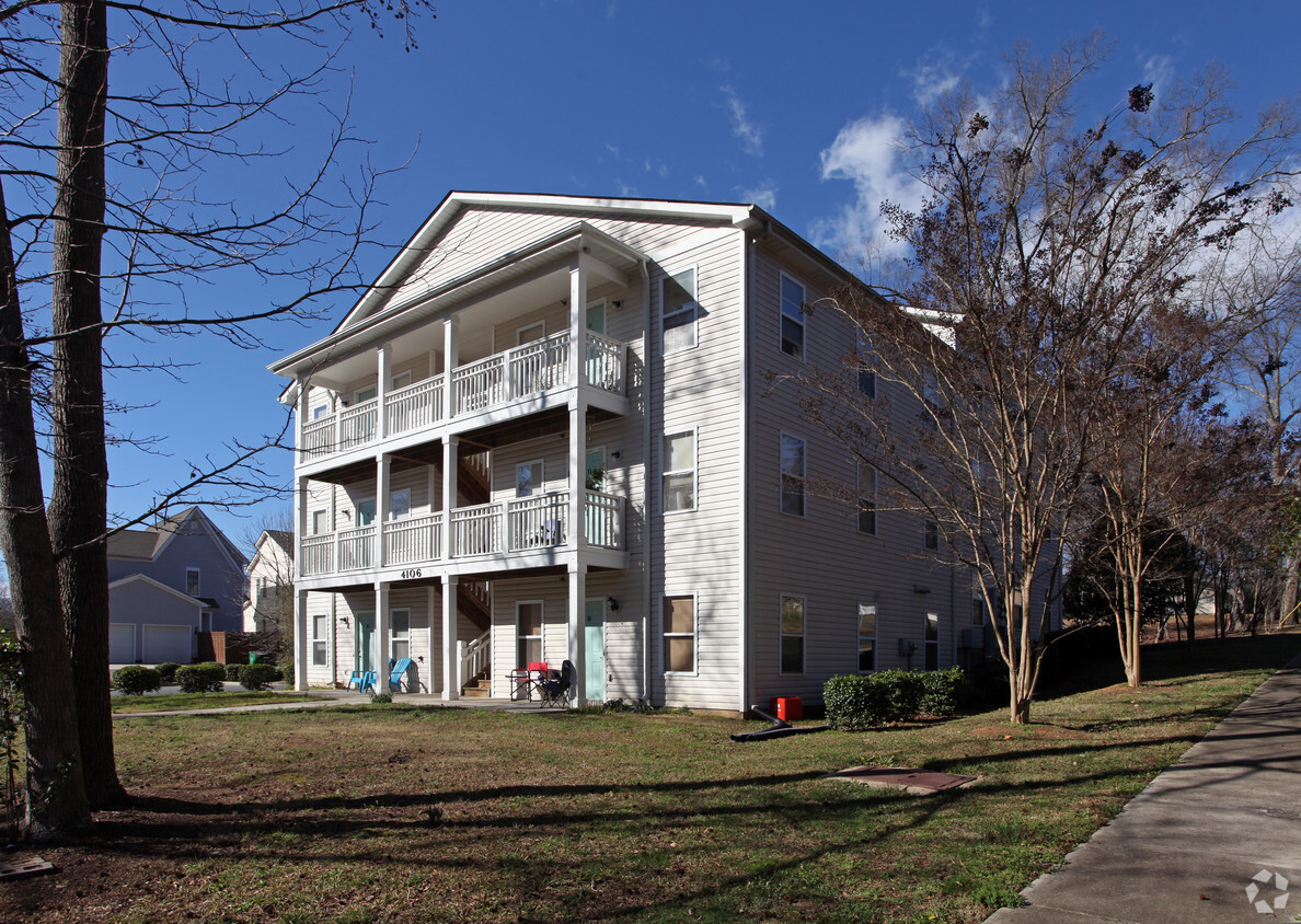 Building Photo - 4106 Bloomdale Dr