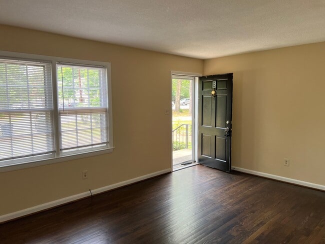 Building Photo - 717-B Grove Avenue, Raleigh- Bev Roberts R...