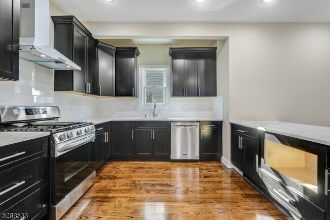Foto del edificio - 47 Greenwood Ave