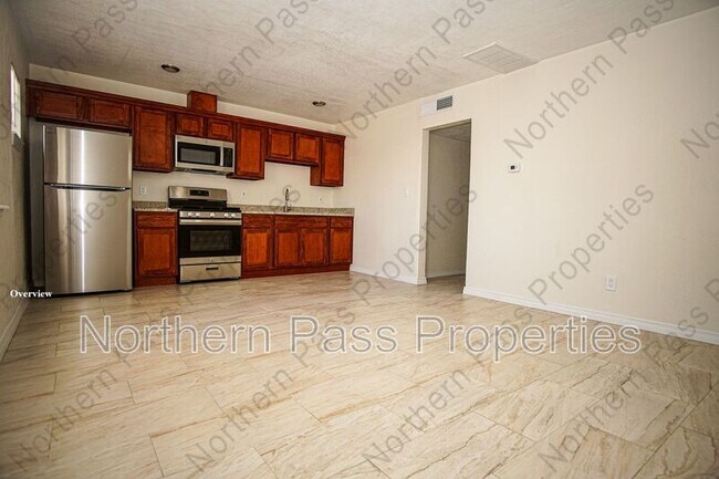 Foto del edificio - 7320 Dale Rd