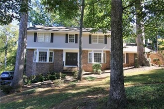 Building Photo - 3571 Sunderland Cir NE