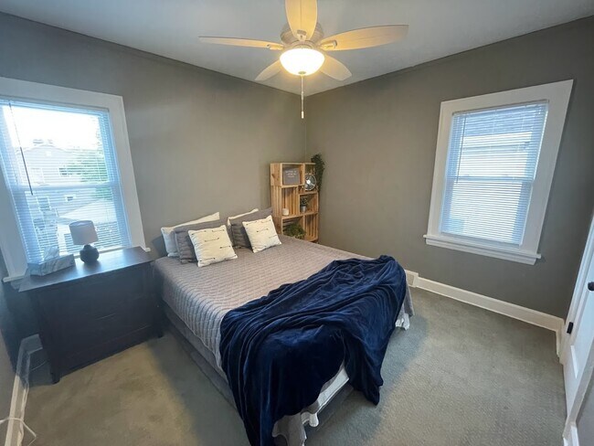 Foto del edificio - 2200 Waterbury Rd