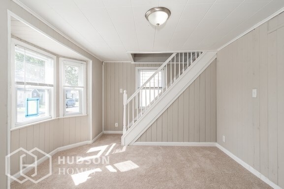 Foto del edificio - NOW AVAILABLE! - 92 OAK ST, AVENEL, NJ, 07001