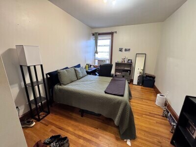 Building Photo - 20 Gibbs St