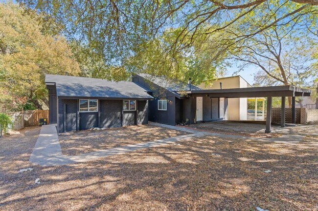 Foto del edificio - 1508 Rockdale Cir