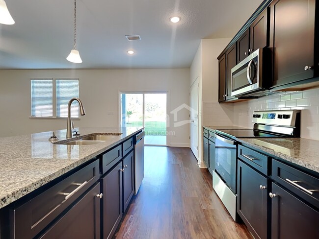 Foto del edificio - 998 Tan Tara Trl