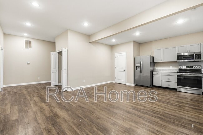 Foto del edificio - 1452 Woodlawn Ave