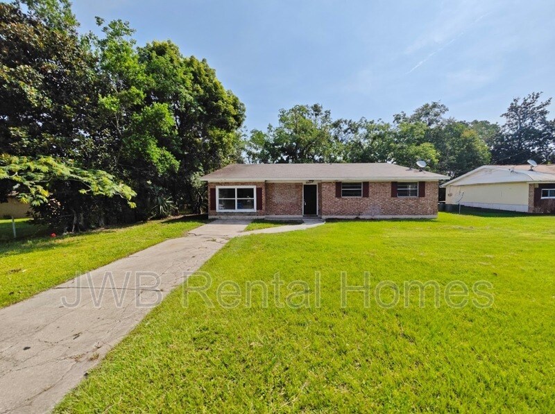 Foto principal - 9341 Danville Ave