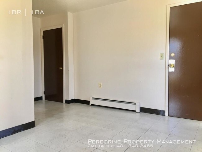 Building Photo - 1 bedroom in Central Falls RI 02863