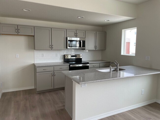 Foto del edificio - Single family home in Chapel Heights!