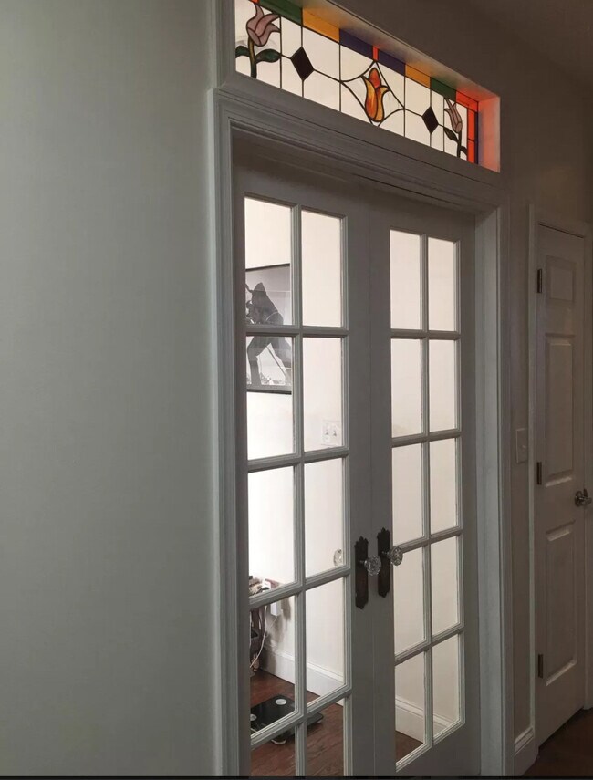 Foto del edificio - 3566 11th St NW