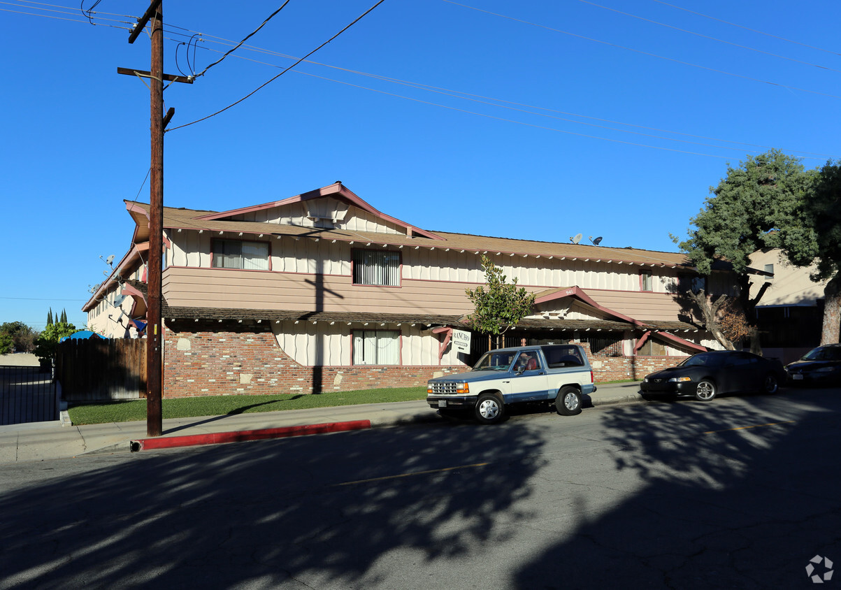 Foto principal - El Rancho Apartments