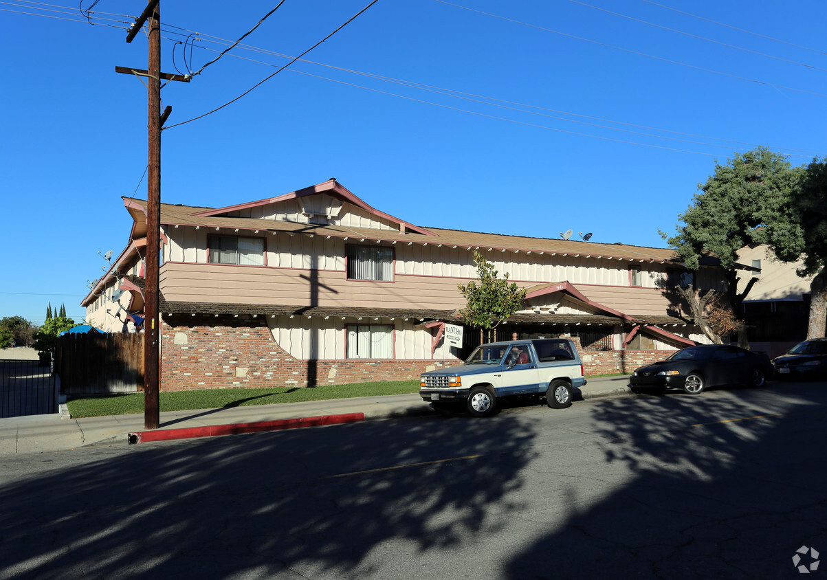 Primary Photo - El Rancho Apartments