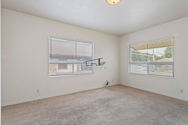 Foto del edificio - 1180 24th St