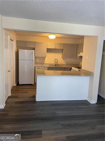 Foto del edificio - 1600 Oakpoint Dr SW