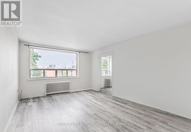 Building Photo - 105 Twenty Fifth St